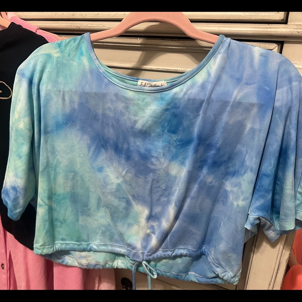 Forever 21 Blue Green Crop Tie Front T-Shirt